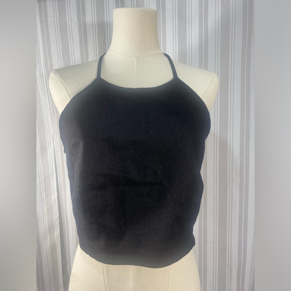 House of Harlow * Halter crop top size 8 in Black